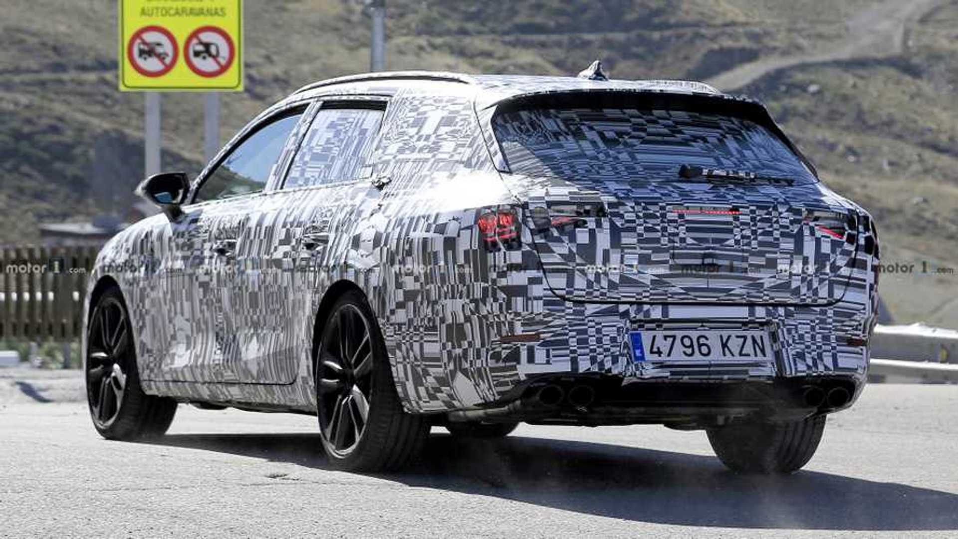 2021-leon-cupra-st-spy-photo.jpg