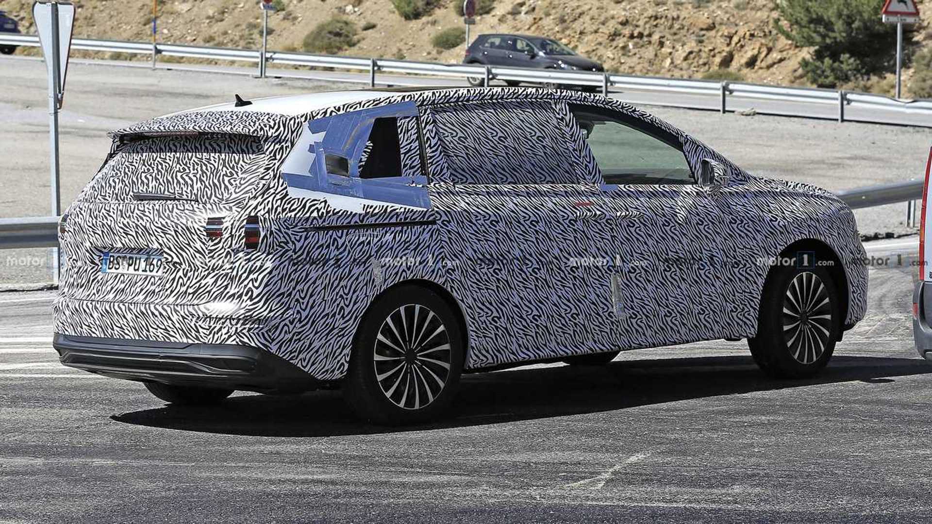 vw-viloran-spy-photo.jpg
