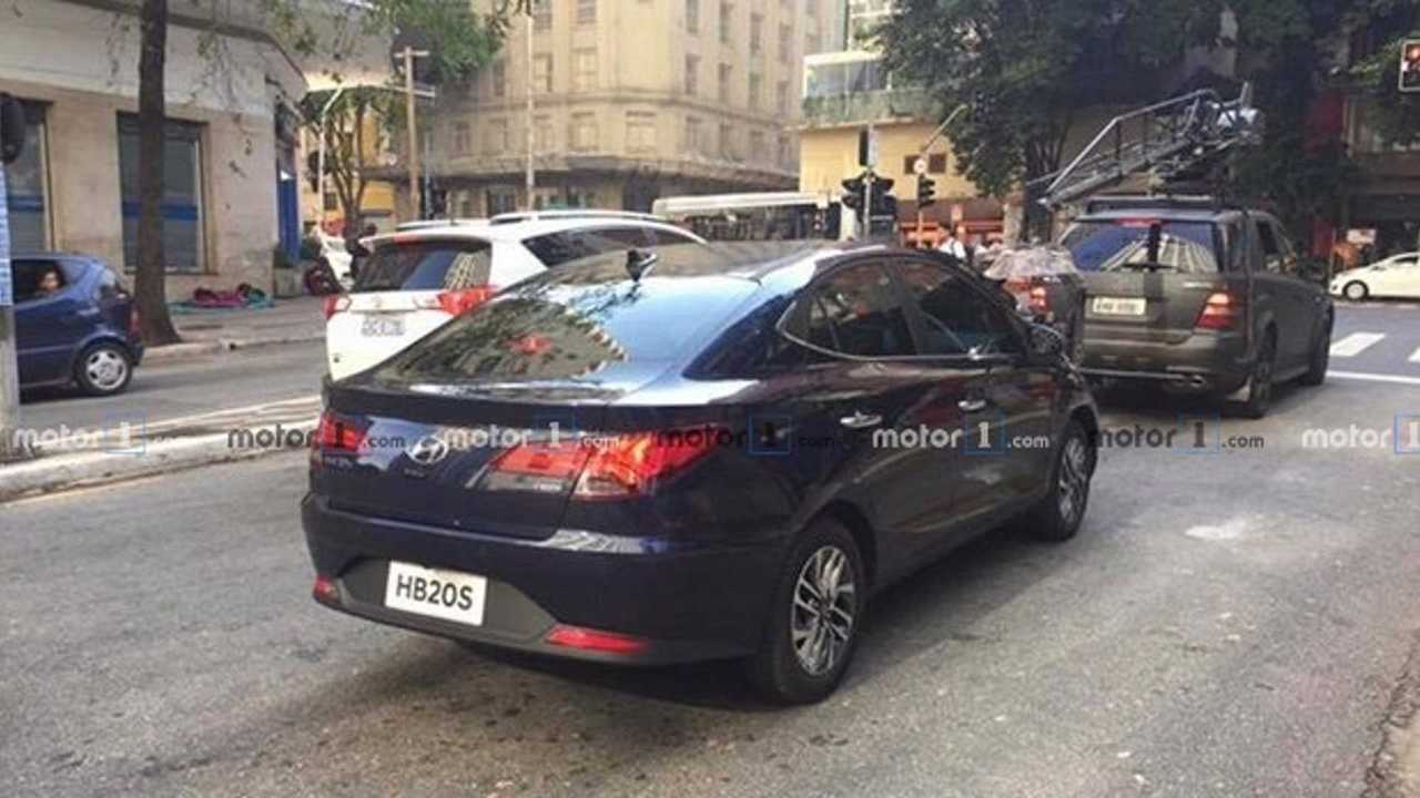 Flagra Novo Hyundai HB20S