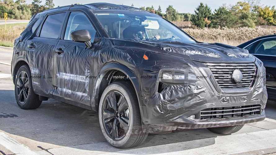 Next-Gen Nissan Rogue Spied With Extensive Interior And Exterior Updates