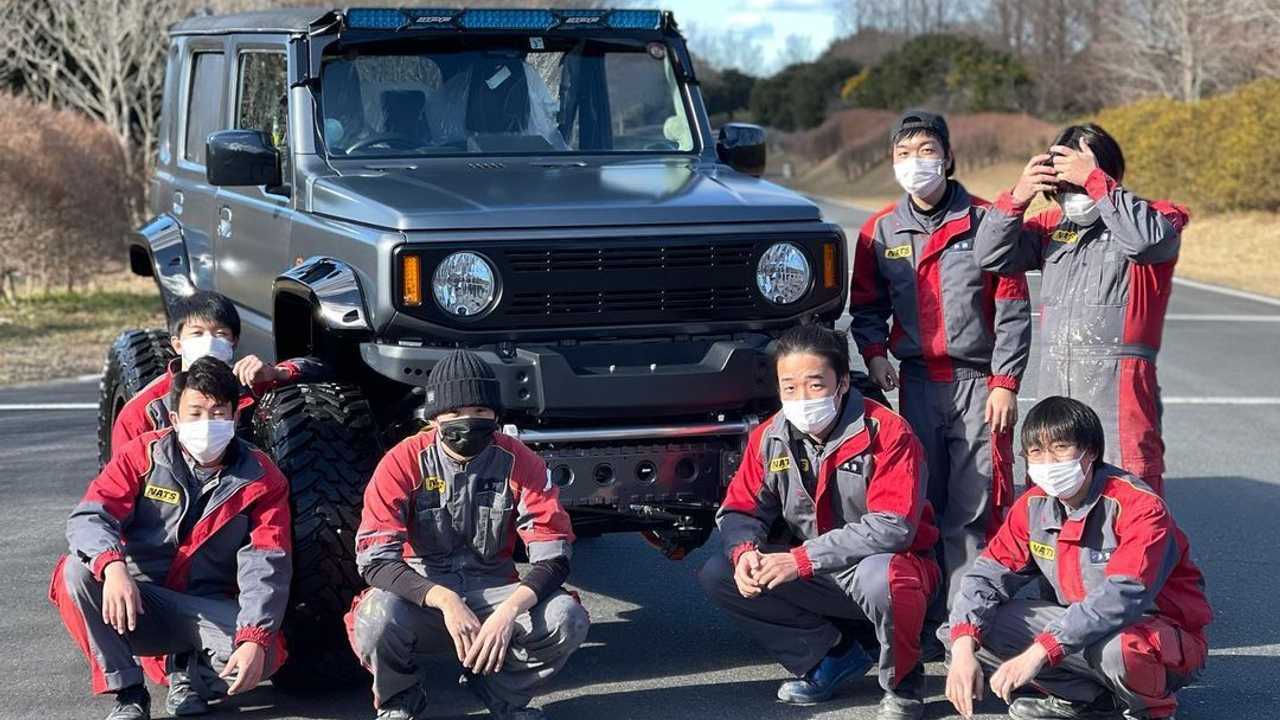 La Suzuki Jimny creata dagli studenti giapponesi per il Tokyo Auto Salon