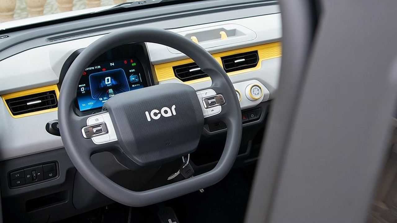 Chery QQ eletrico lancamento preco - painel