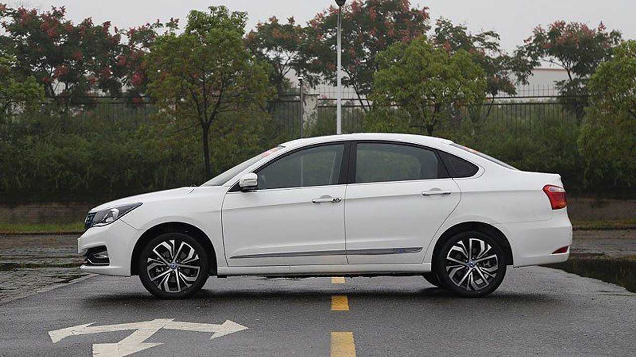 Dongfeng Aeolus E70