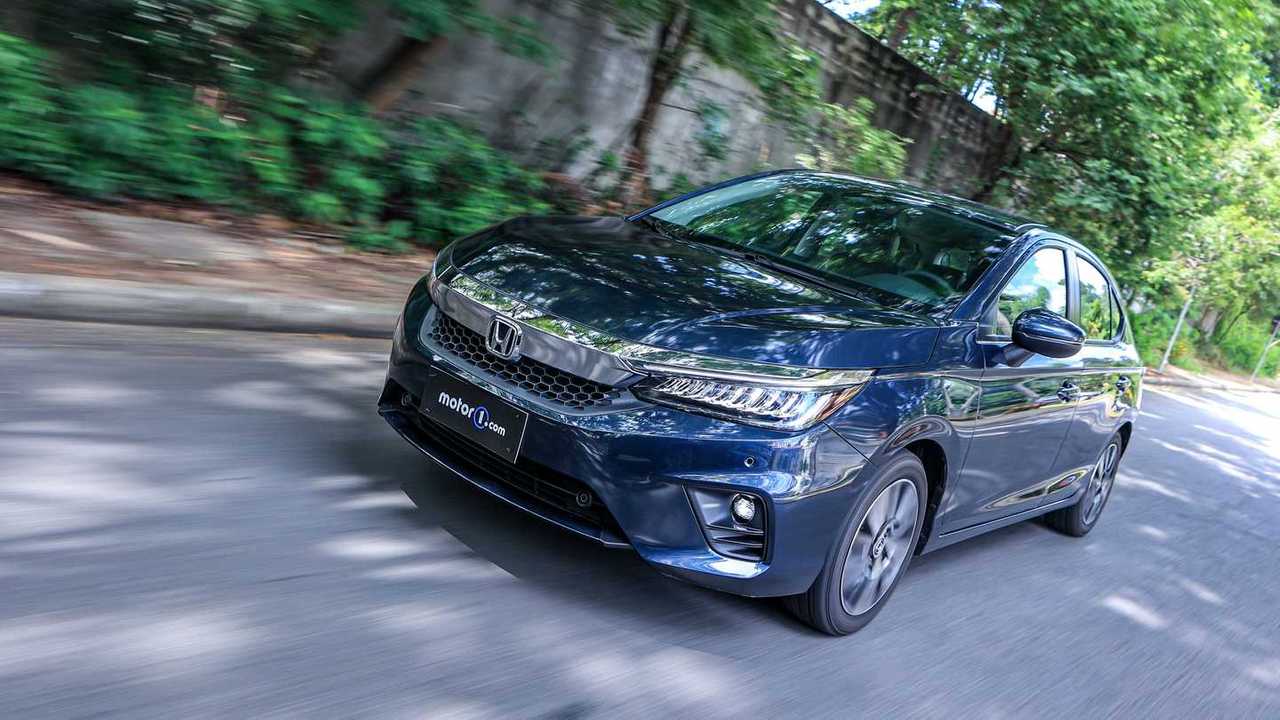 Comparativo: Honda City Hatchback Touring vs. Fiat Pulse Impetus