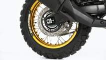 Suzuki V-Strom 800DE Rally Edition Closeup 2