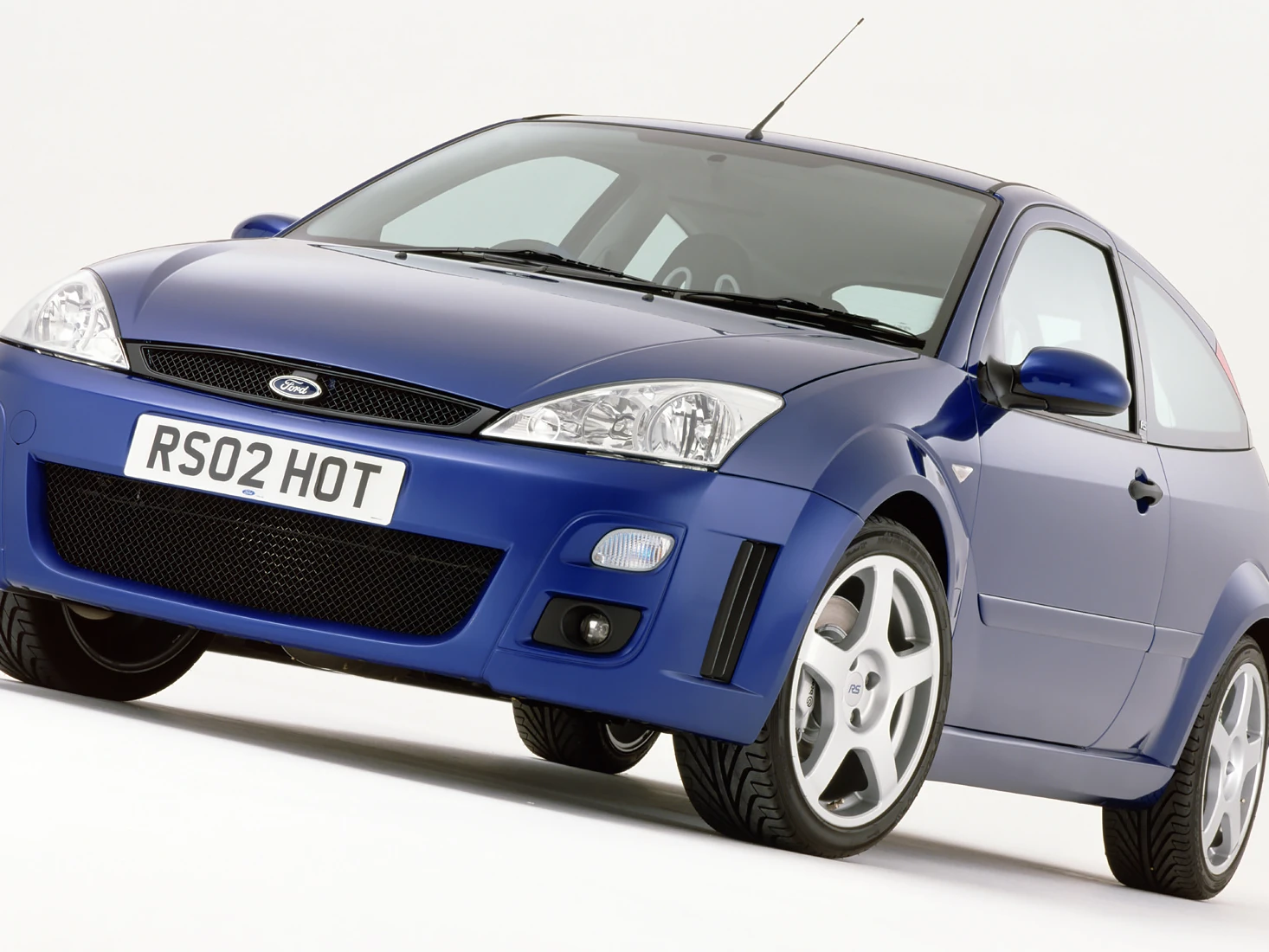 Ford Escort RS/ Ford Focus RS 2台セット $_12.JPG?set_id=880000500F