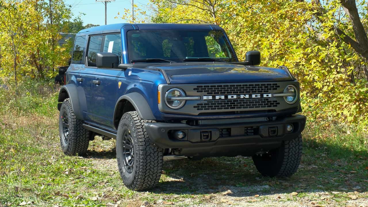 2027 Ford Bronco, Raptor'un V6 Motoruna ve İki Yeni Donanım Paketine Kavuşuyor