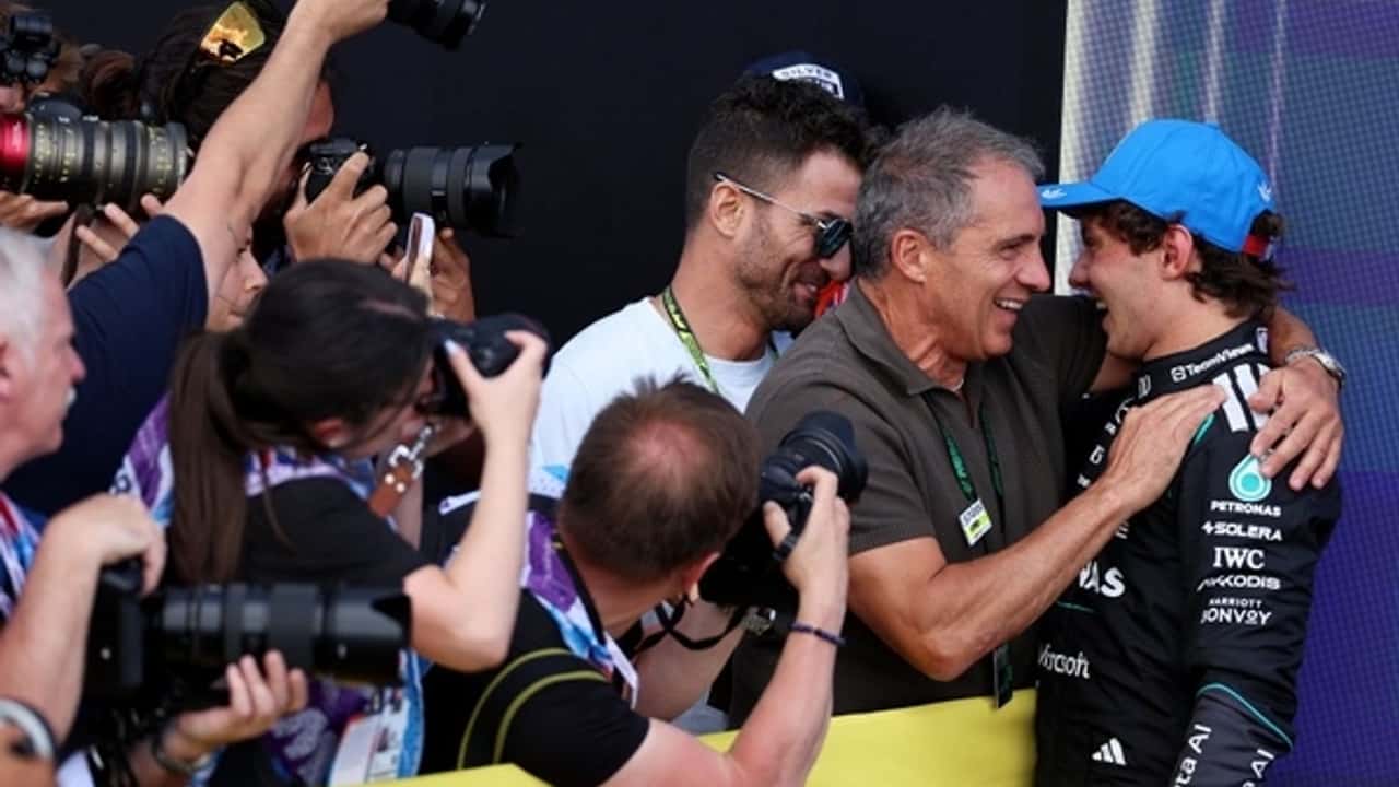 “Vou torcer seu pescoço como o de uma galinha”: Pai de Antonelli dá 'bronca' após erros na F1