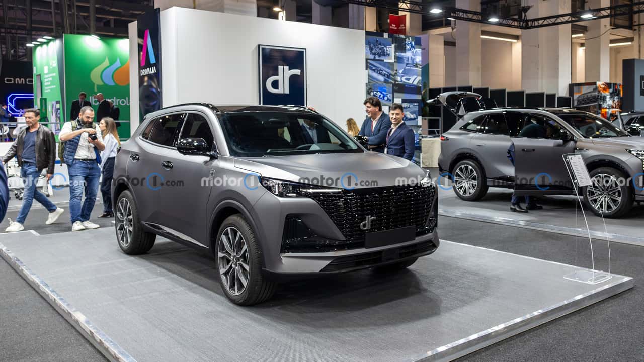 Enrico Atanasio y DR International en Automobile Barcelona