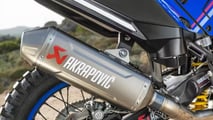 A fancy Akrapovic silencer comes as standard. 