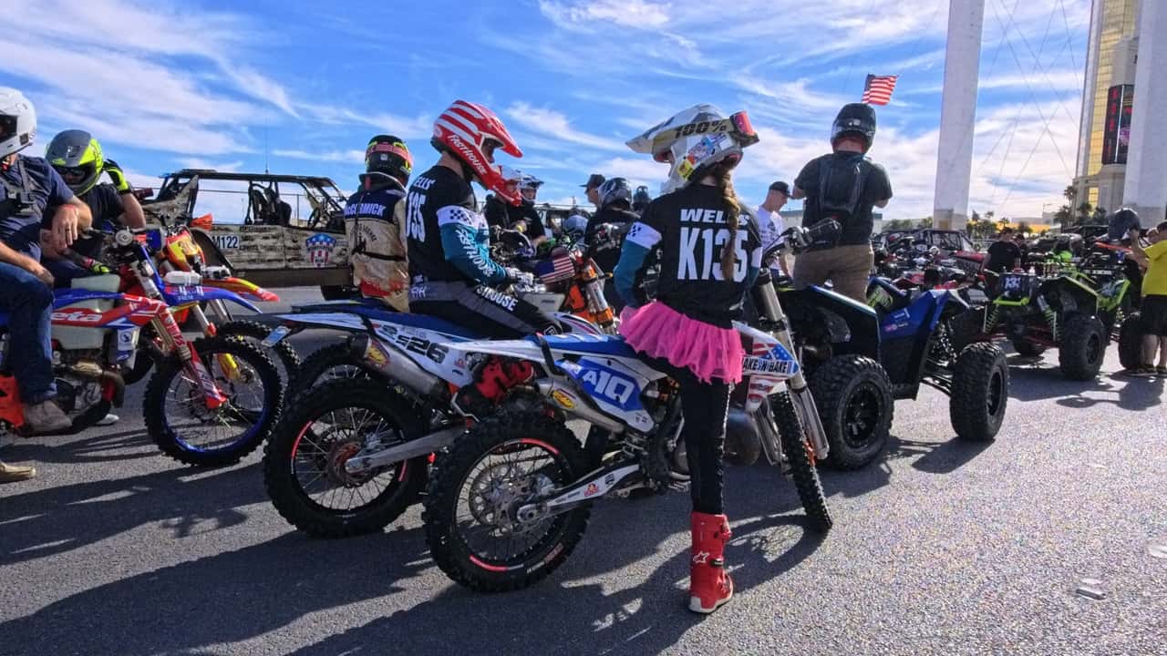 Мотогоны бездорожья: как я впервые попал на Mint 400 и не разочаровался