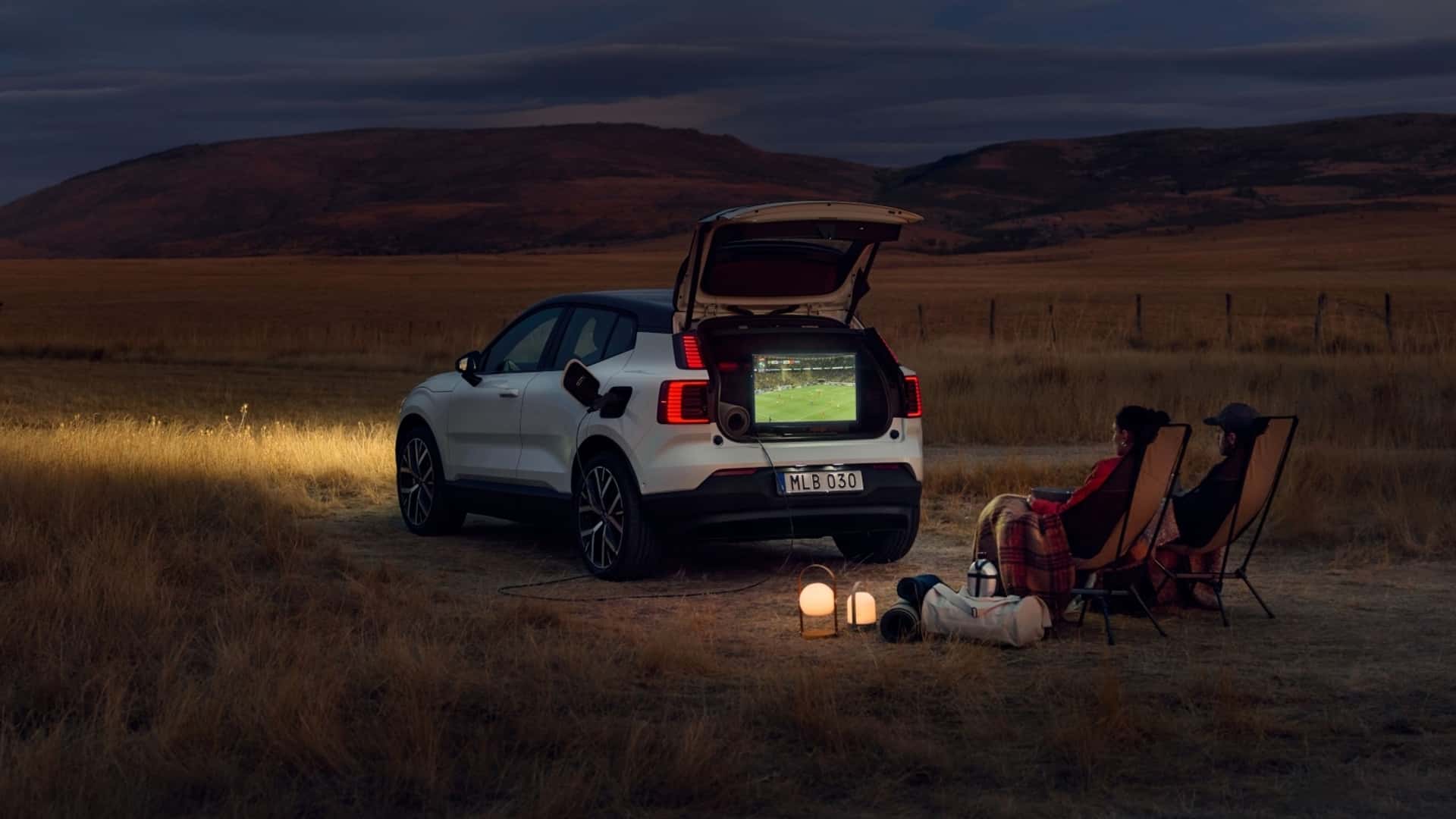 Volvo-bringt-EX30-als-stilvolle-Summer-Edition-
