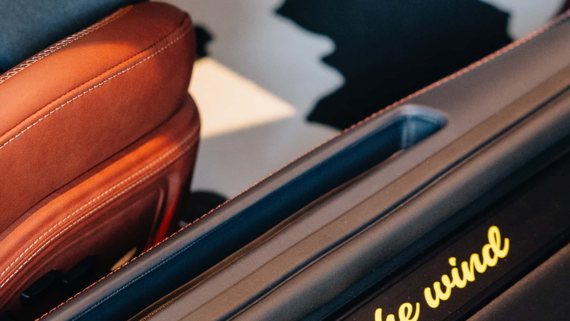 https://cdn.motor1.com/images/mgl/ojJLG0/s1/porsche-and-pixar-toy-story-collaboration.jpg