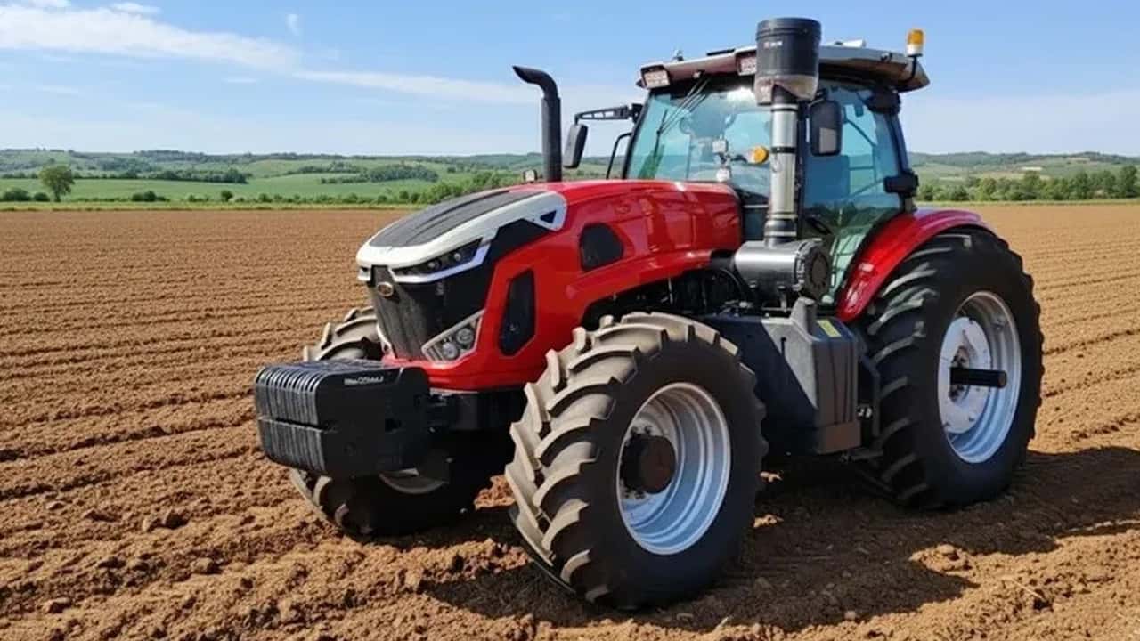 Ursa Ag: trattori meccanici senza elettronica a metà prezzo