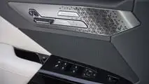 BMW Serie 7 (2026), interni e bagagliaio