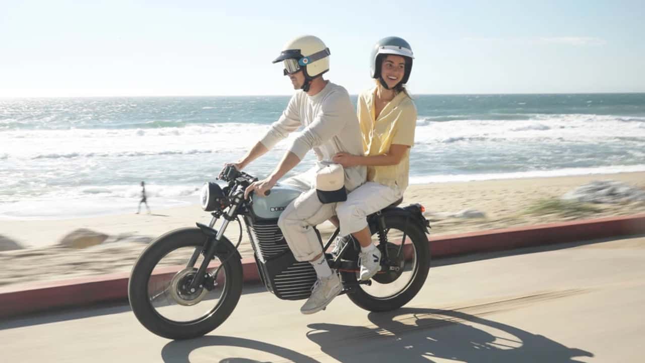 Beachman Aviator