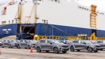 Renault já estoca primeiro lote do Koleos, que chega em 17 de abril