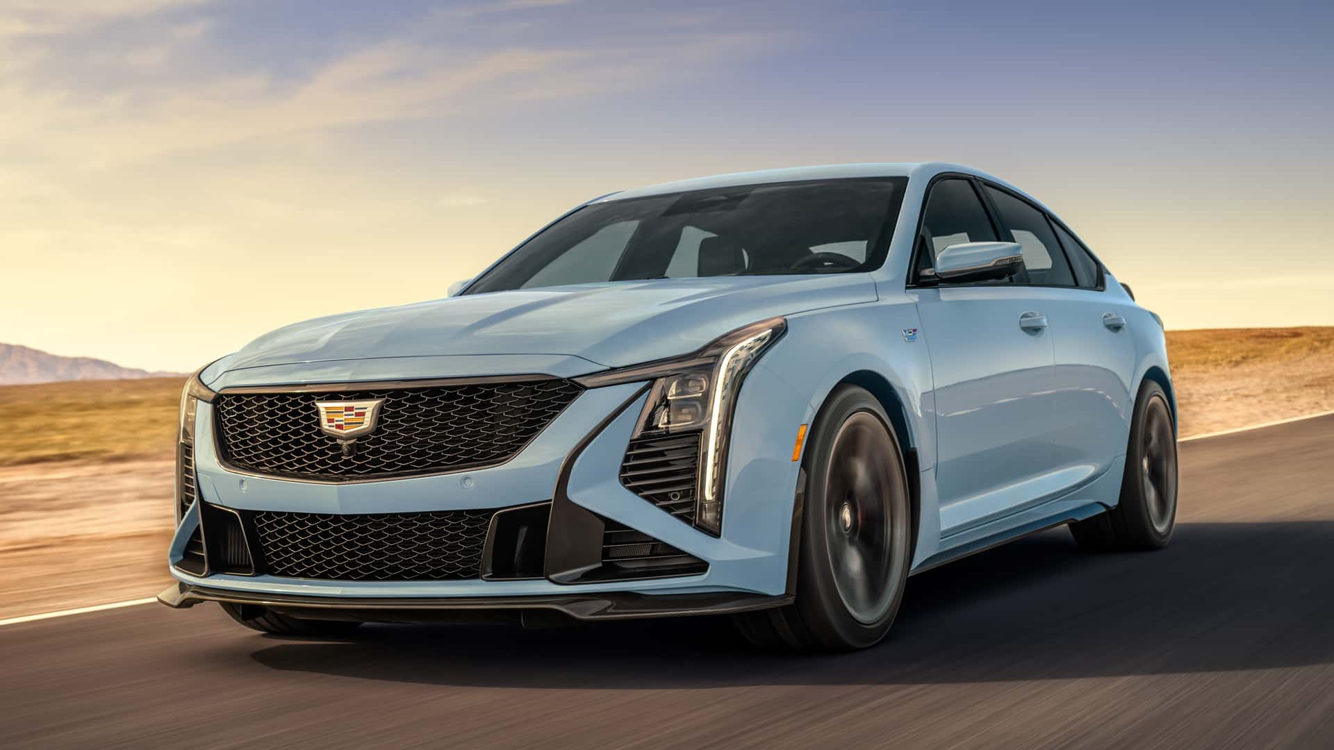 Cadillac CT5-V Blackwing ممکن است با قدرت بیشتر بازگردد: گزارش Cadillac CT5-V Blackwing ممکن است با قدرت بیشتر بازگردد: گزارش