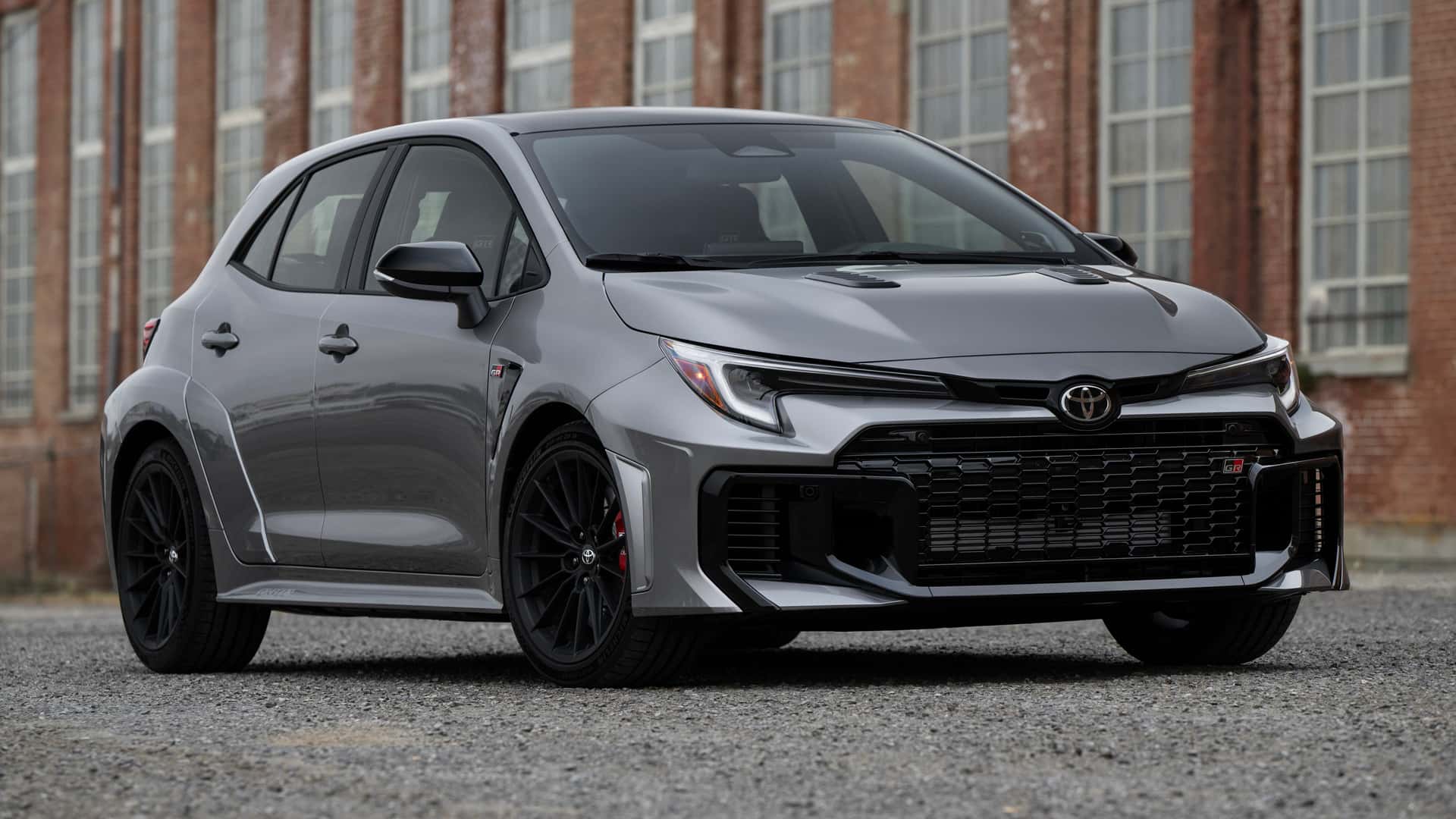 Toyota Memodifikasi GR Corolla untuk 2026, Tapi Di Mana GRMN?