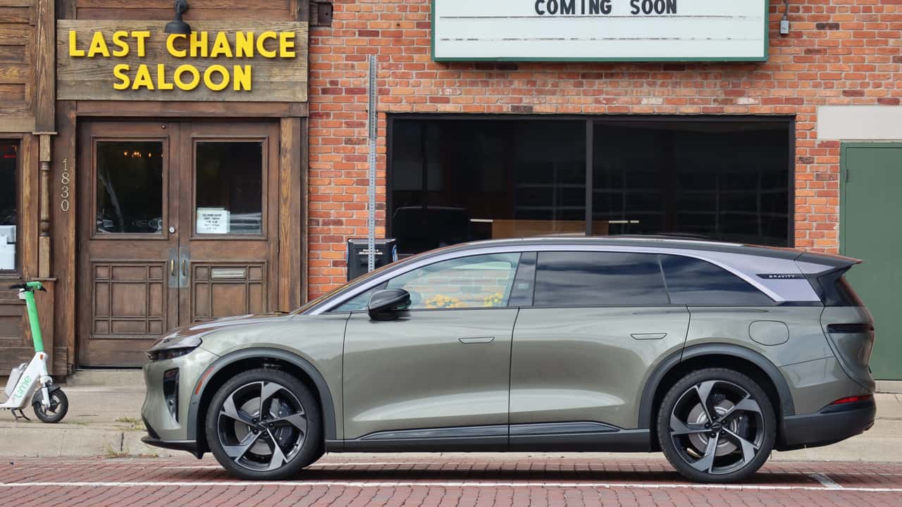 The Lucid Gravity Has A Smart Key Problem