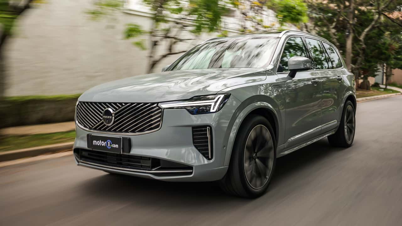 Volvo XC90 T8 Plug-in Hybrid 2026