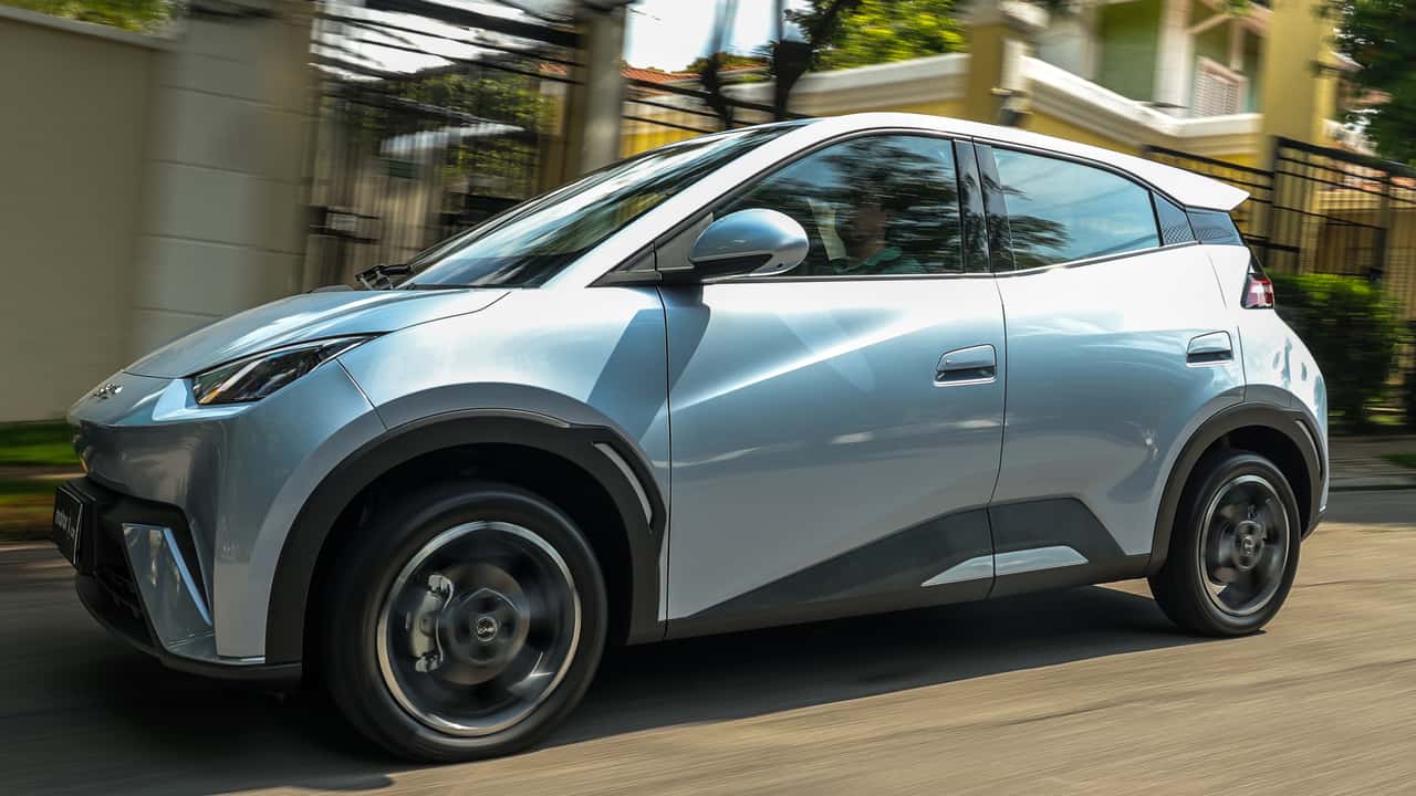 Dolphin Mini no top 10 de vendas no Brasil; Spark EUV bate recorde