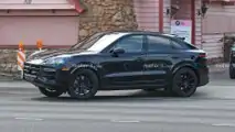 Foto spia Porsche Cayenne Coupe