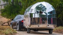 Il caravan elettrico Bowlus Volterra