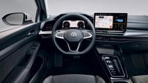 Volkswagen Golf eHybrid 2024, gli interni