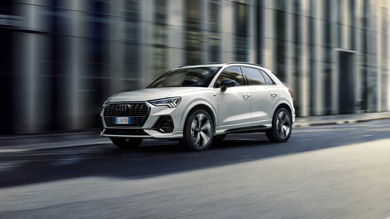 Audi Q3 Identity Black