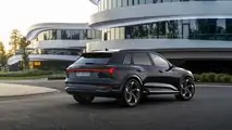 Photo - Audi SQ8 e-tron