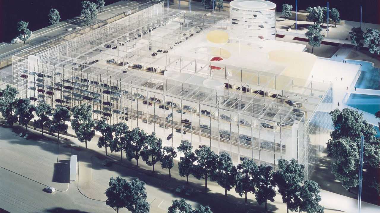 La Fabbrica di vetro Volkswagen a Dresda, dalla Phaeton alla ID.3