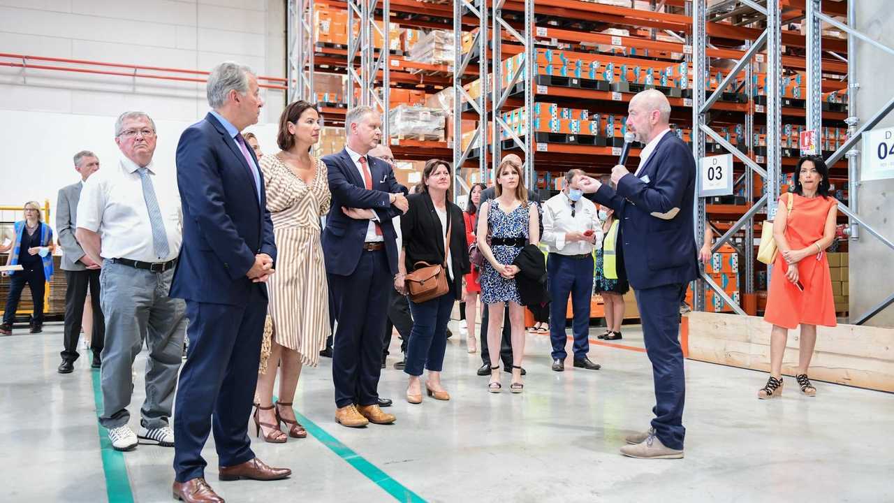 Kubota apre un nuovo centro ricambi europeo in Francia