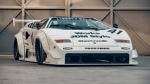 Lamborghini Countach de Liberty Walk con 'Widebody'