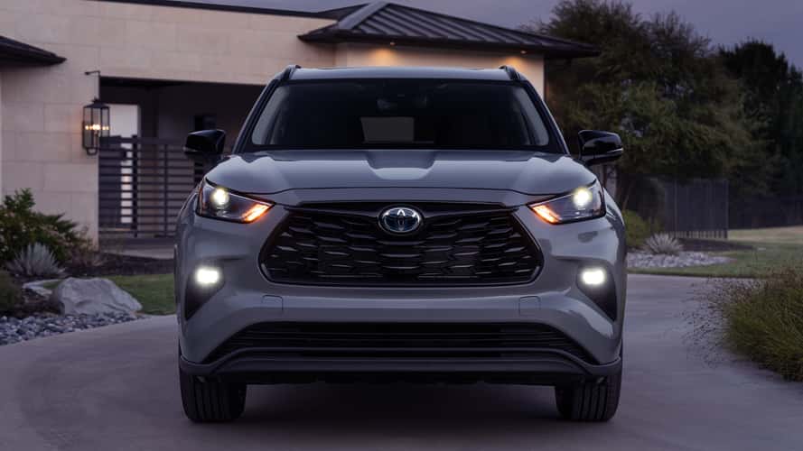 Toyota Highlander / Grand Highlander News and Reviews