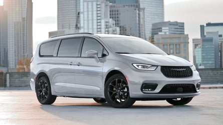 Chrysler Planning Significant Refresh For Pacifica Minivan