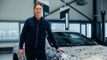 Nouvelle Mercedes CLA 2025, les photos teaser avec Ola Källenius