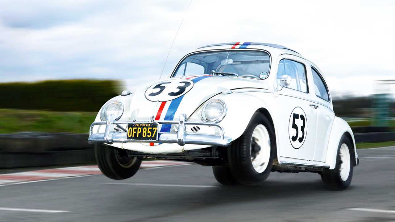 Volkswagen Maggiolino, 81 anni di storia per immagini