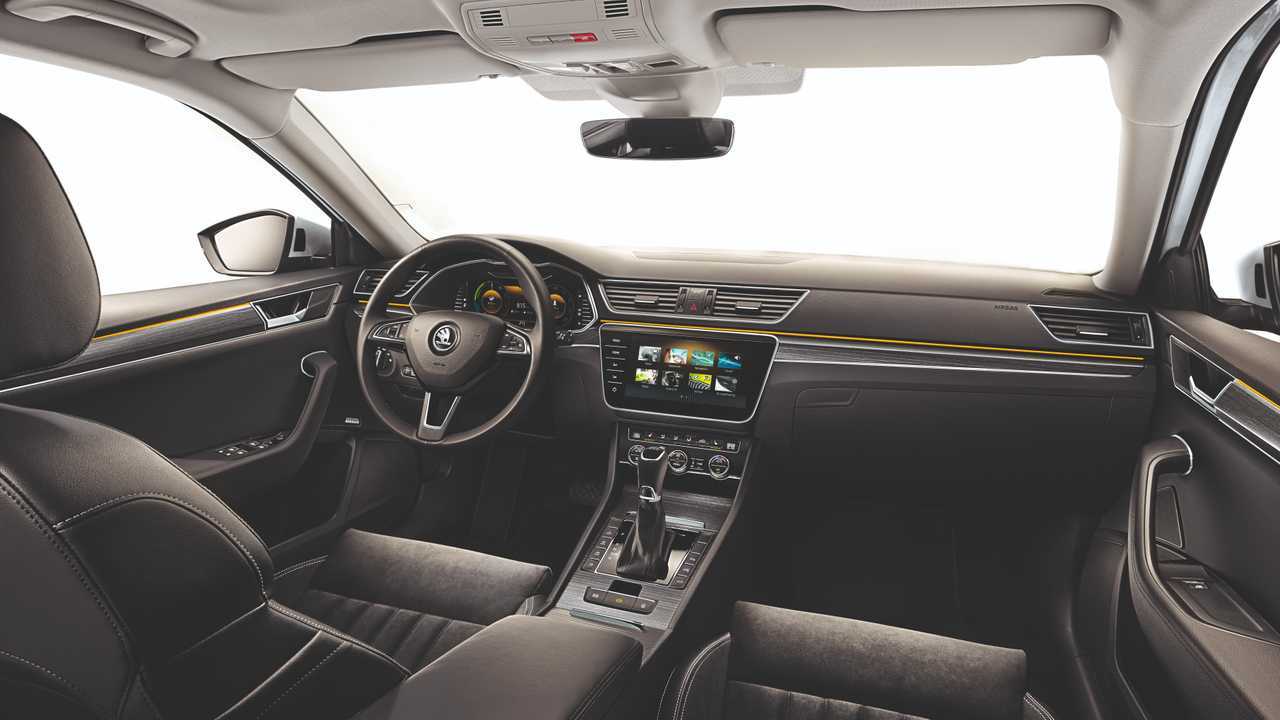 2020 Skoda Superb facelift