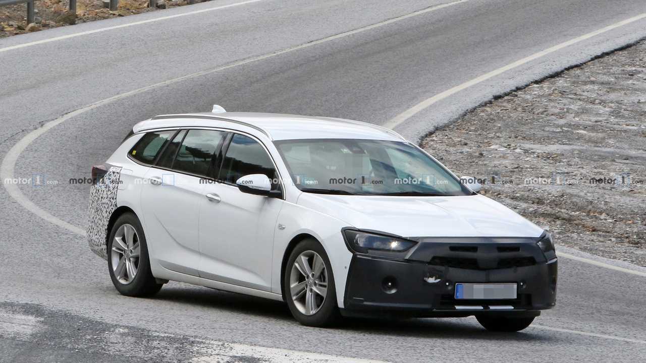 Opel Insignia Sports Tourer шпионское фото
