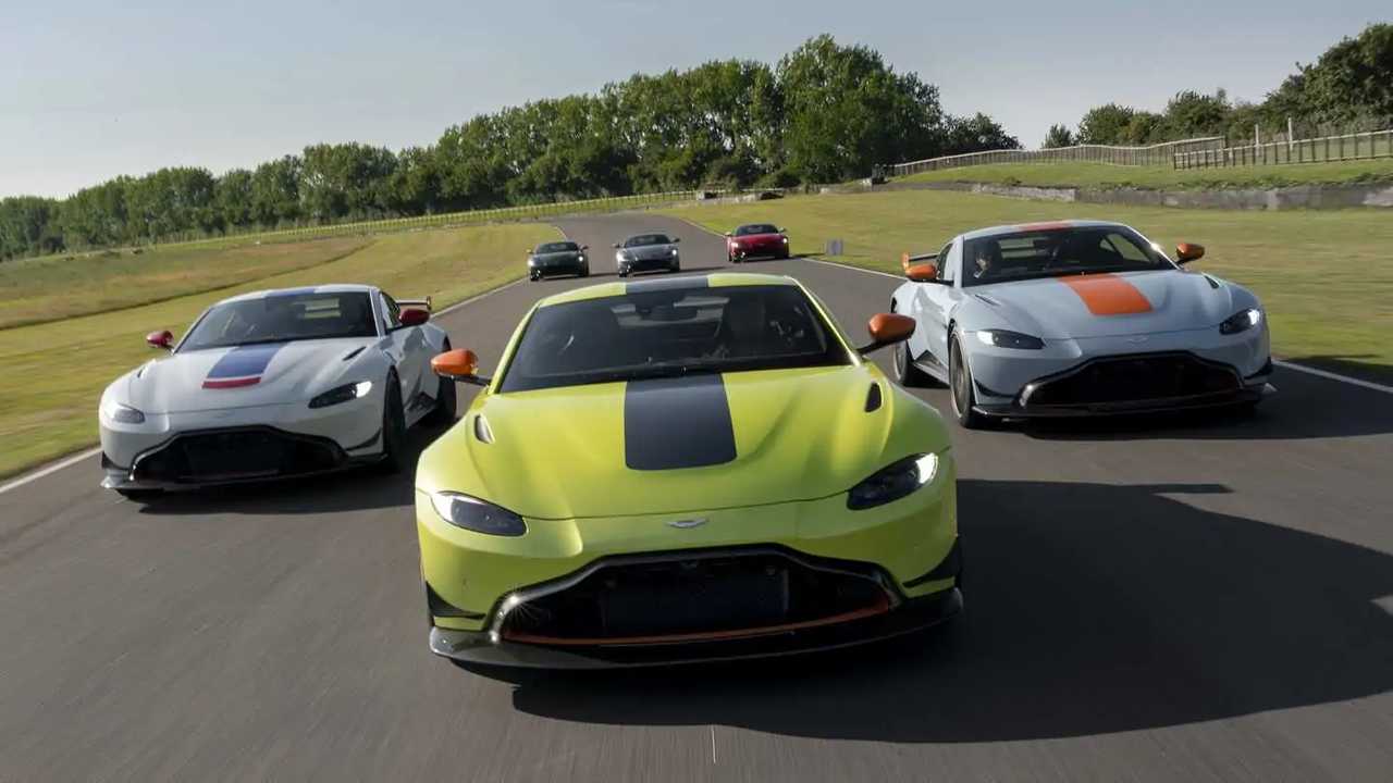 Aston Martin Vantage Heritage Racing Edition