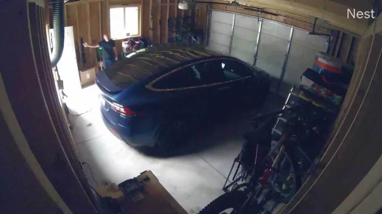 Kids Try To Escape Video Game Prohibition With Tesla Arcade