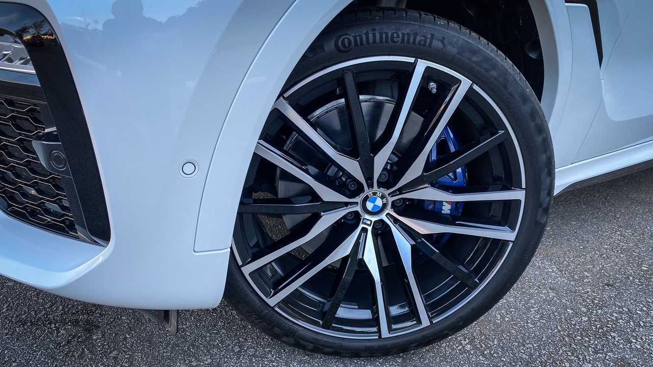 BMW X6 x Porsche Cayenne Coupé