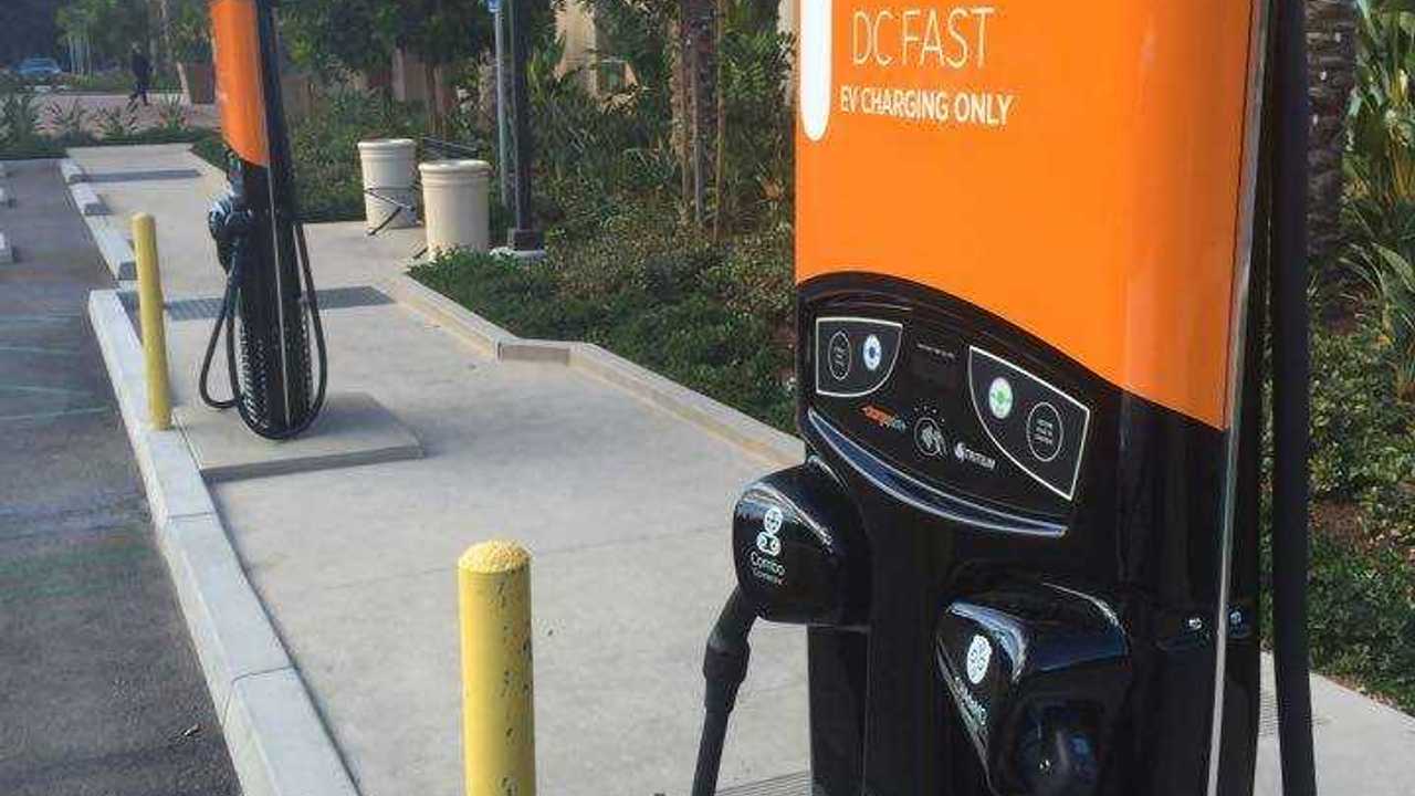 50kW DC stations which are part of the<br />West Coast Express Charging Corridor.<br />Photo credit: Tony Williams