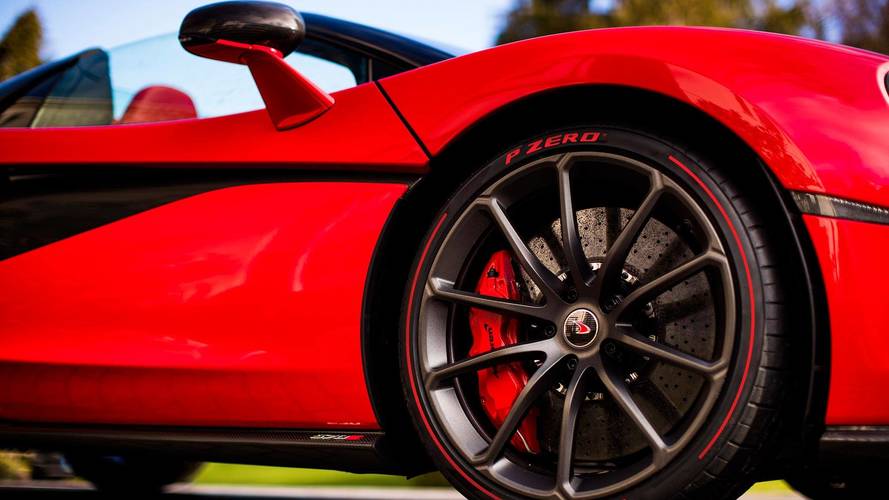 Valentine's Day McLaren 570S Spider