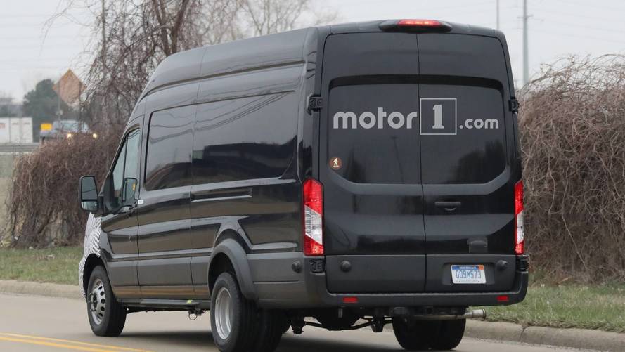 Ford Transit spy photo