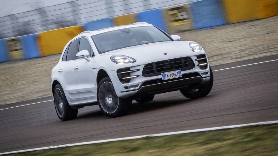 Alfa Romeo Stelvio Quadrifoglio Vs Porsche Macan Turbo