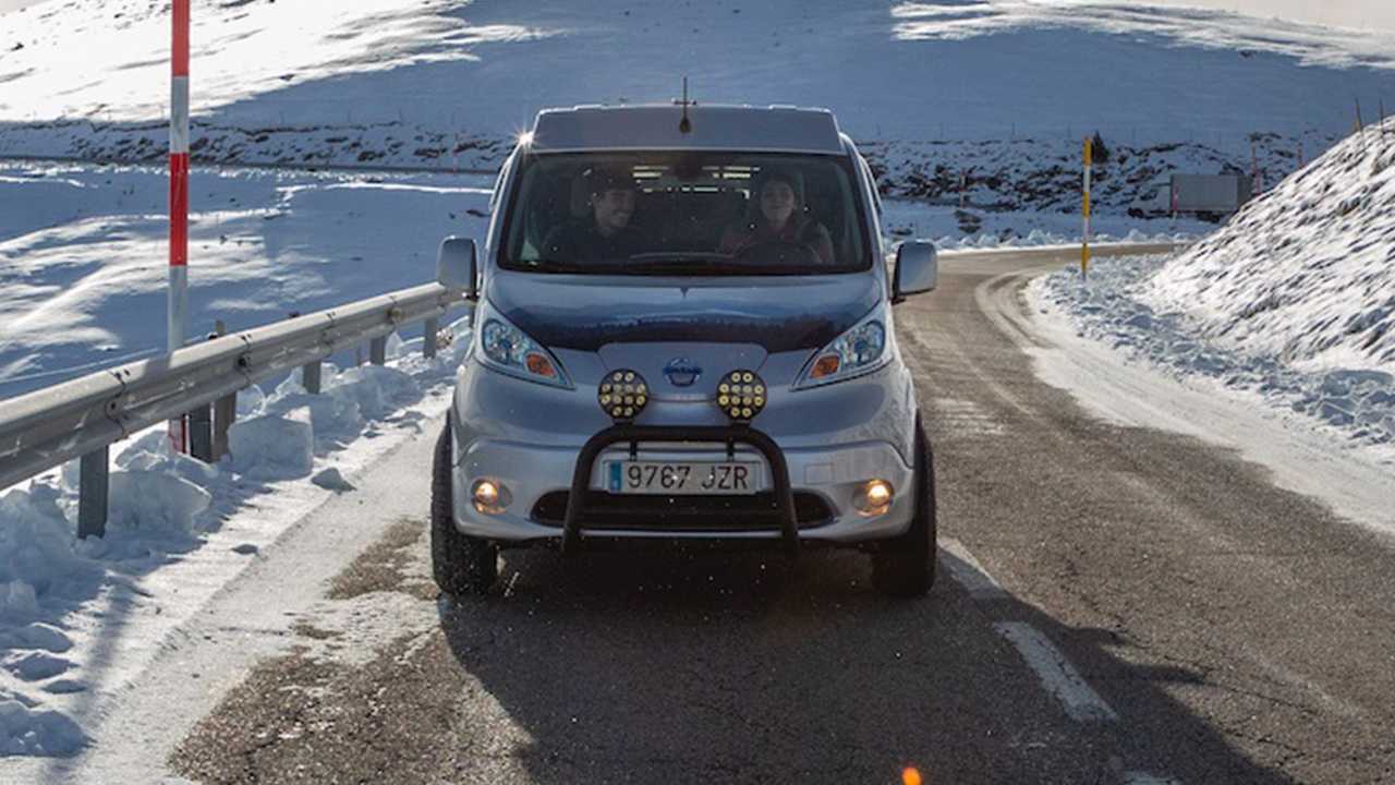 Nissan e-NV200 Winter Camper Concept