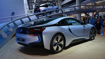 BMW i8 production version live in Frankfurt 10.09.2013