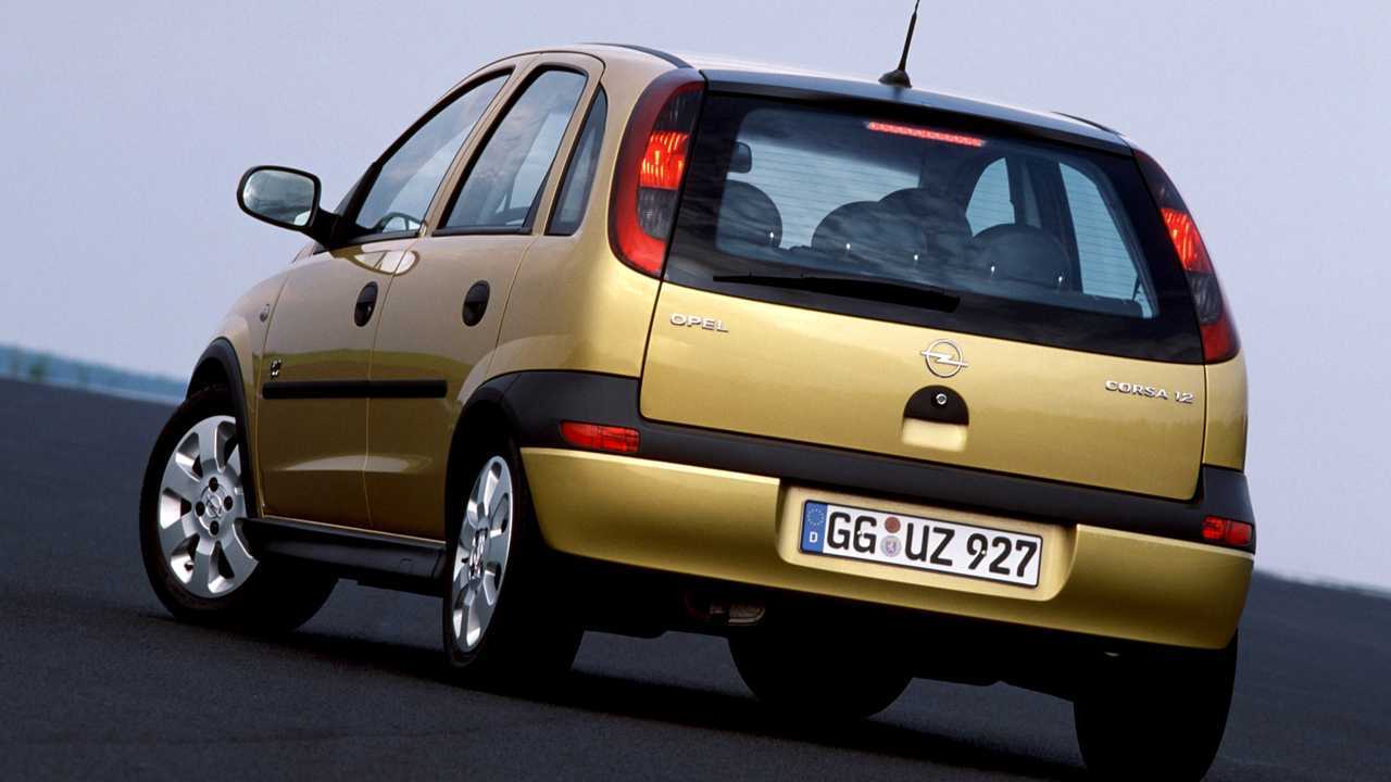 Opel Corsa, le foto storiche